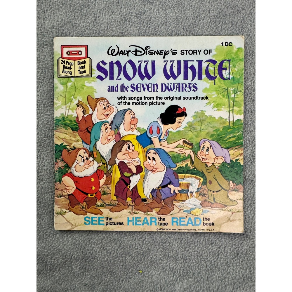 Disney Snow White and the Seven Dwarfs Storyteller Read-Along Book 1 DC 1977
